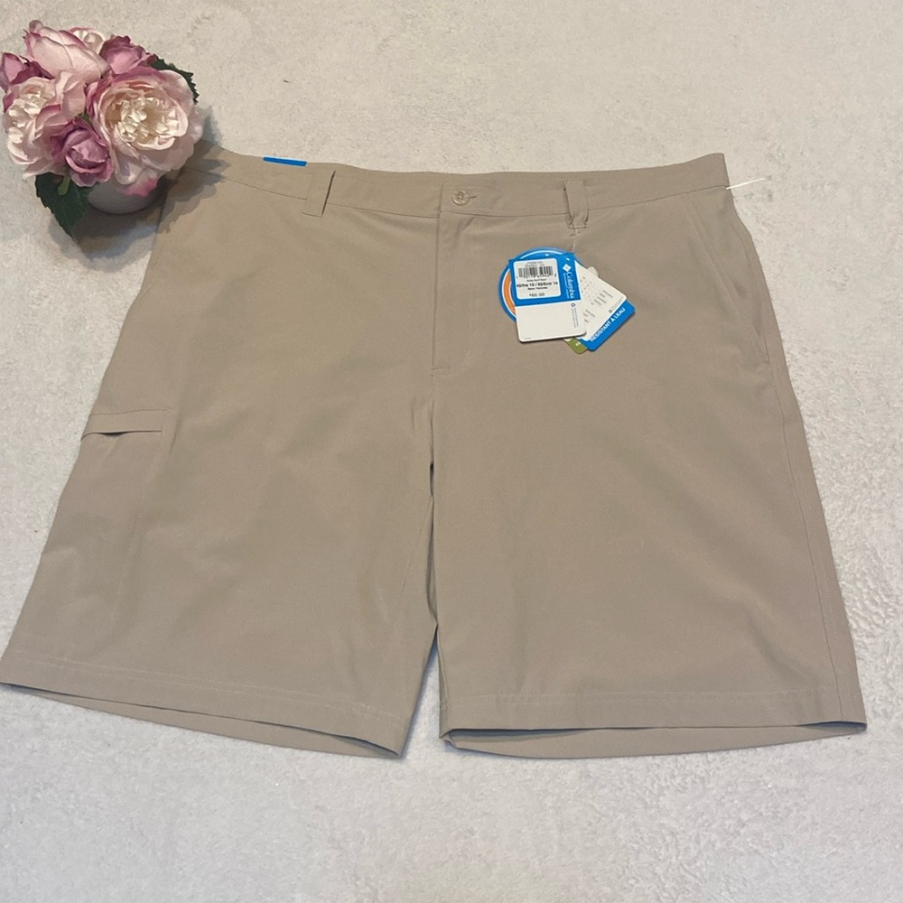 COLUMBIA NWT Men’s Omni Shade Shorts NWT